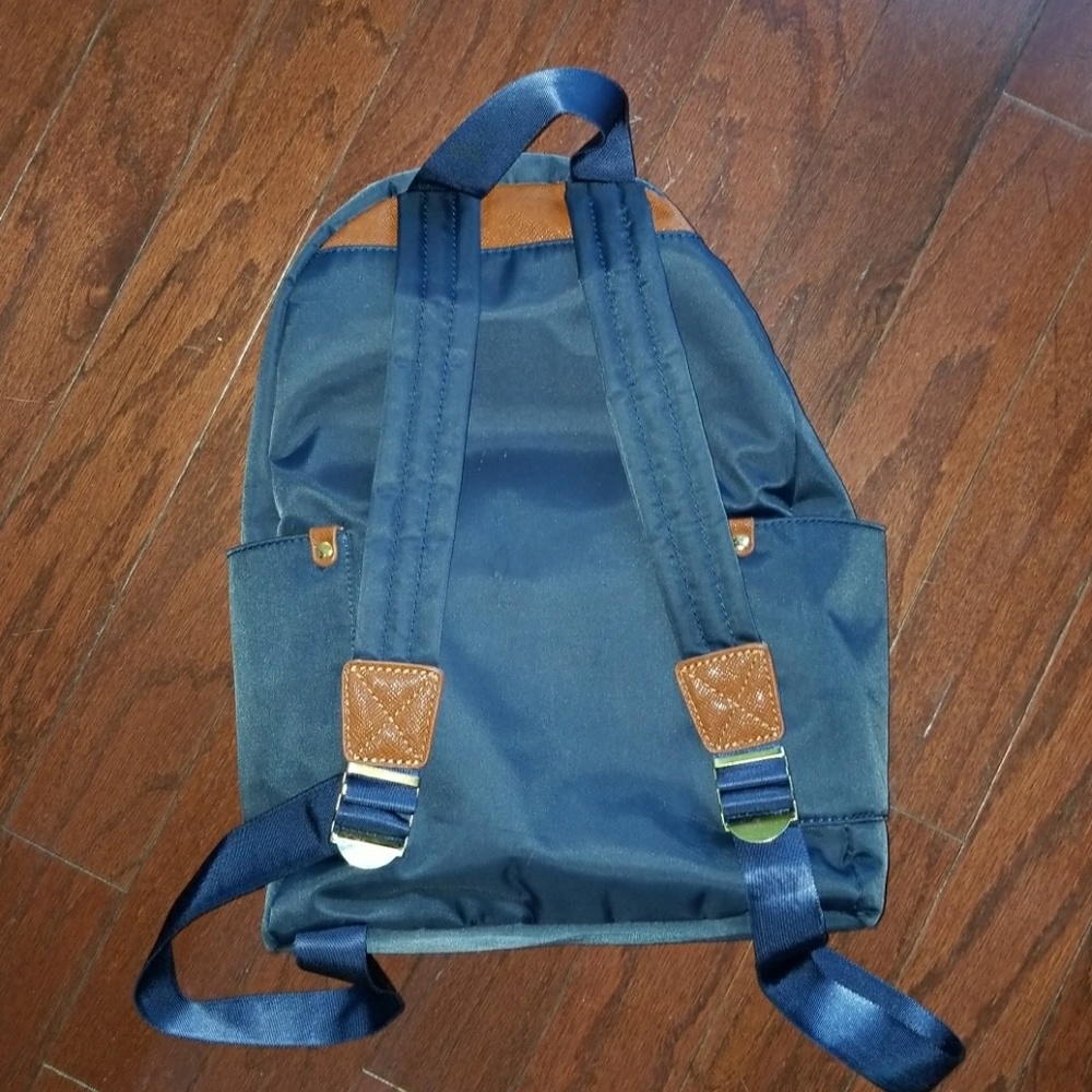 Nylon backpack - Picture 2 of 3